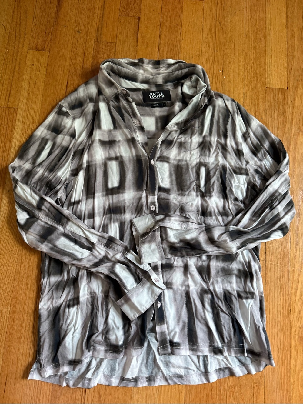 NATIVE YOUTH Black & Gray Abstract Button-Up Shirt